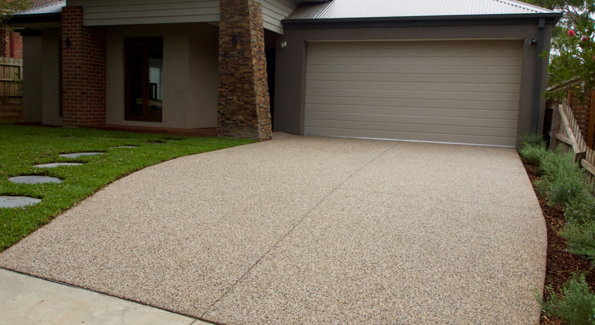 Heathmont landscaping and garden maintenance by Maroondah Landscapes